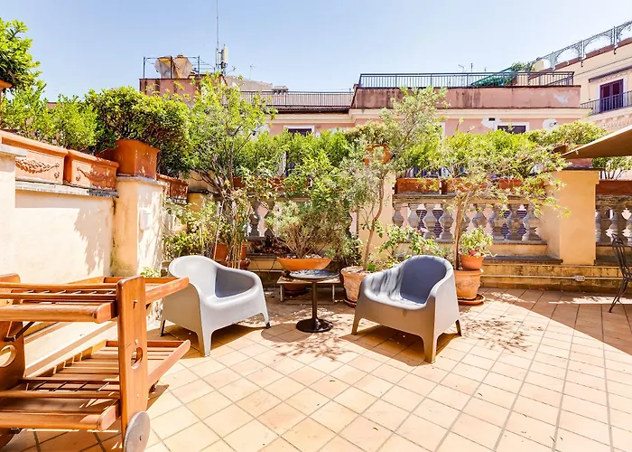 Colosseum Terrace * Roma